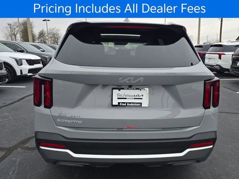 New 2026 Kia Sorento S w/ S Panoramic Sunroof Package FWD image 4