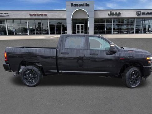 New 2026 RAM 2500 Big Horn AWD/4WD image 2