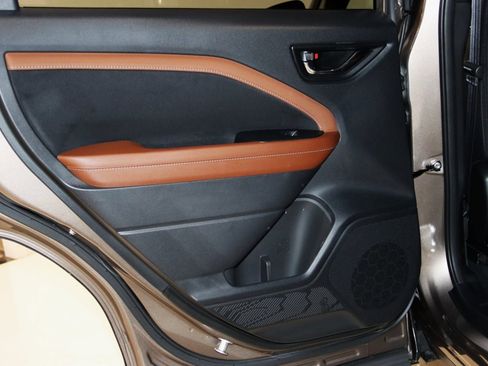 Used 2025 Subaru Forester Touring image 49