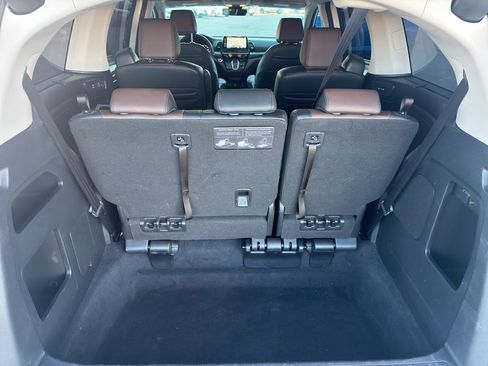 Used 2025 Honda Odyssey Elite image 24