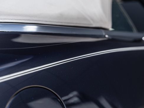 Used 2016 Rolls-Royce Dawn RWD image 15