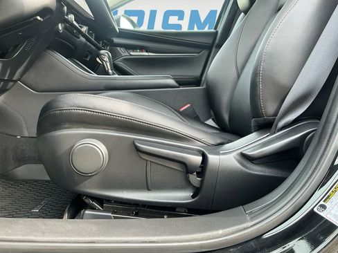 Used 2025 MAZDA MAZDA3 s image 22