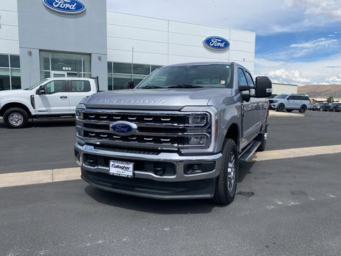Used 2024 Ford F350 Lariat AWD/4WD image 18