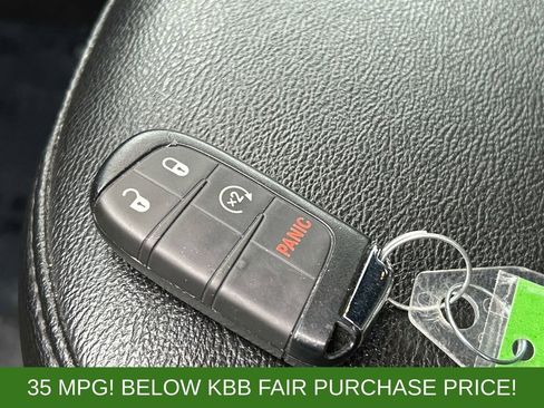 Used 2024 Jeep Compass Limited AWD/4WD image 10
