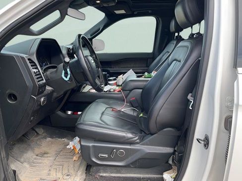 Used 2020 Ford Expedition Limited w/ Equipment Group 301A AWD/4WD image 8