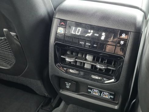 Used 2023 Jeep Grand Cherokee L Laredo RWD image 38