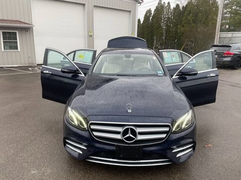 Used 2019 Mercedes-Benz E 300 4MATIC image 30