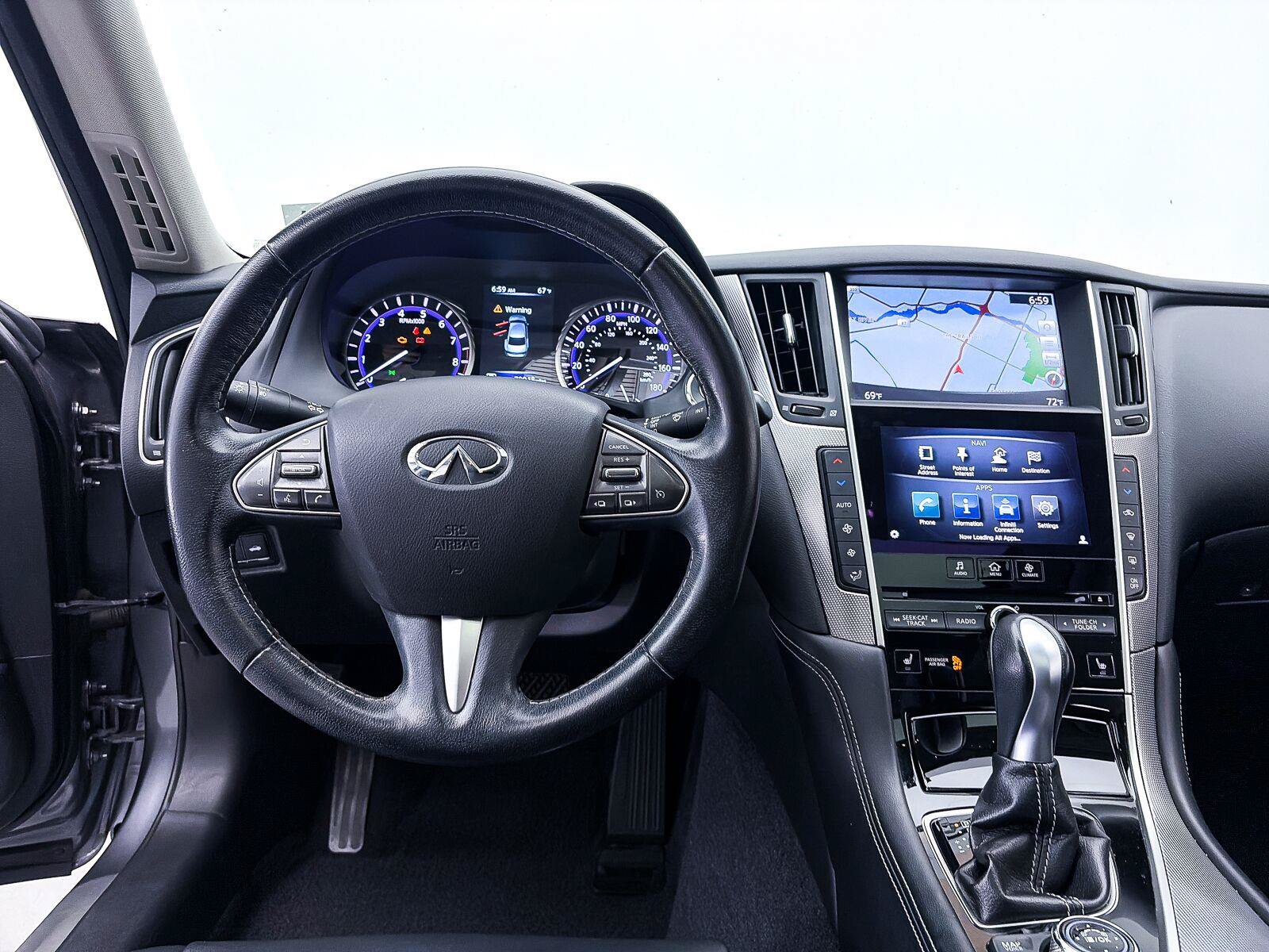 Used 2015 INFINITI Q50 Premium w/ Navigation Package RWD image 4