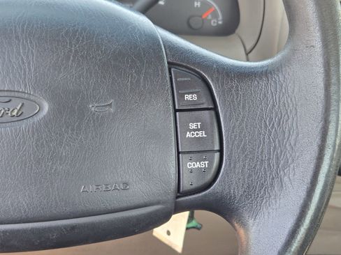 Used 2000 Ford F150 XLT AWD/4WD image 28