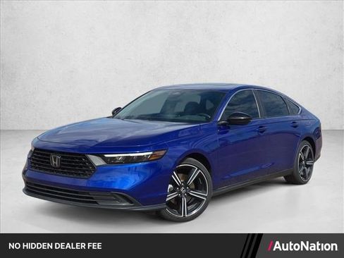 Used 2023 Honda Accord Sport image 1