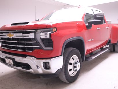 Used 2024 Chevrolet Silverado 3500 LTZ w/ LTZ Convenience Package