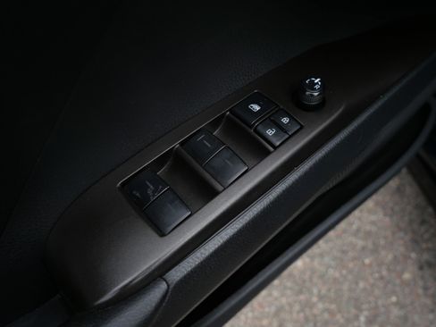Used 2023 Toyota Camry SE w/ Audio Upgrade Package FWD image 23