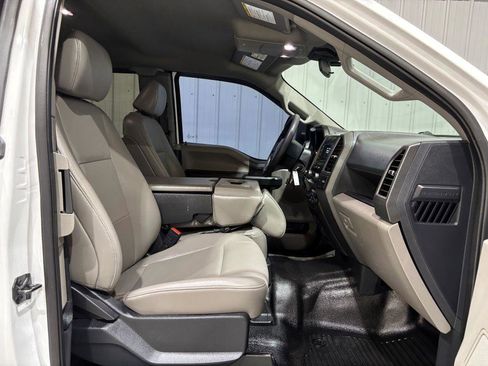 Used 2022 Ford F250 XL w/ Power Equipment Group image 12