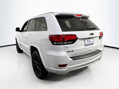 Used 2022 Jeep Grand Cherokee Laredo X image 7