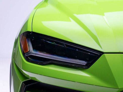 Used 2021 Lamborghini Urus image 43