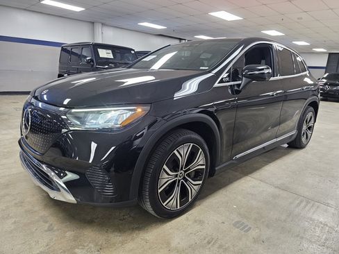 Used 2023 Mercedes-Benz EQE 350+ SUV image 4
