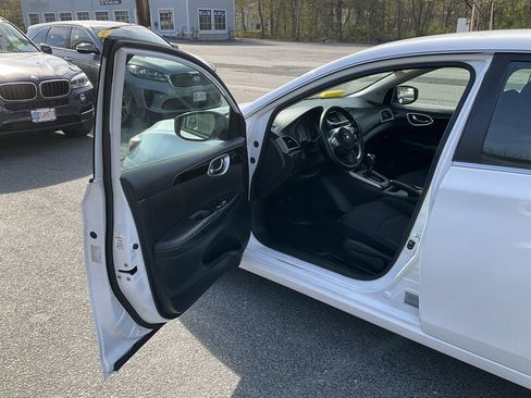 Used 2019 Nissan Sentra SV FWD image 20