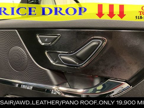 Used 2023 Lincoln Corsair AWD w/ Equipment Group 101A image 12