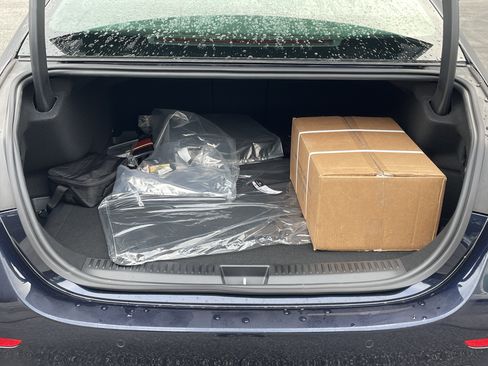 New 2026 Mercedes-Benz E 53 AMG e 4MATIC Sedan image 9