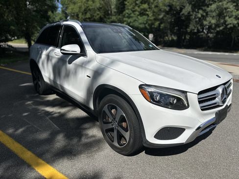 Used 2016 Mercedes-Benz GLC 300 4MATIC image 4