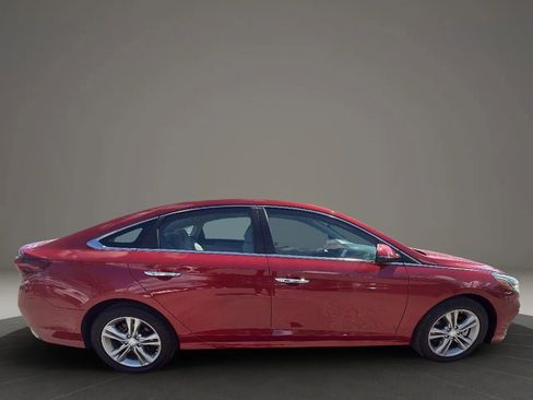 Used 2019 Hyundai Sonata SEL w/ Tech Package 02 FWD image 4