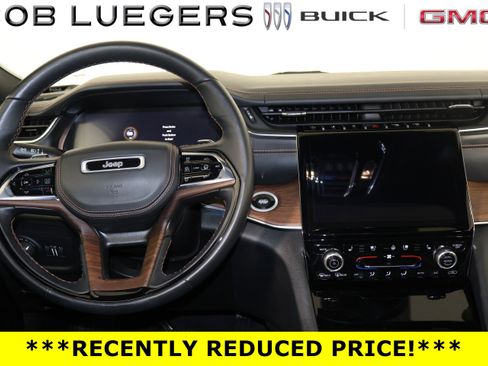 Used 2022 Jeep Grand Cherokee Summit w/ Adv Protech Group IV AWD/4WD image 16