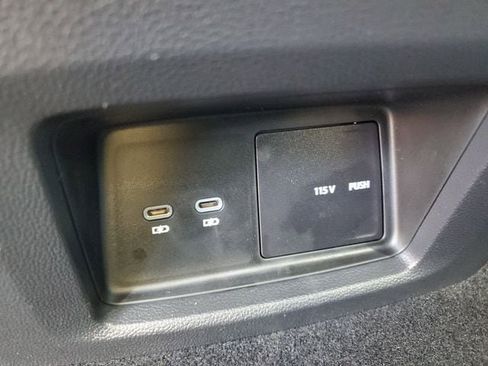 New 2026 Volkswagen Atlas Peak Edition AWD/4WD image 12