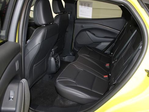 Used 2025 Ford Mustang Mach-E Premium image 27