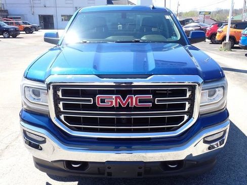 Used 2019 GMC Sierra 1500 SLE w/ SLE Value Package AWD/4WD image 11