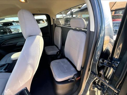 Used 2019 Chevrolet Colorado W/T w/ WT Convenience Package image 18