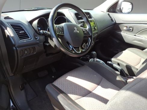Used 2017 Mitsubishi Outlander Sport LE AWD/4WD image 10