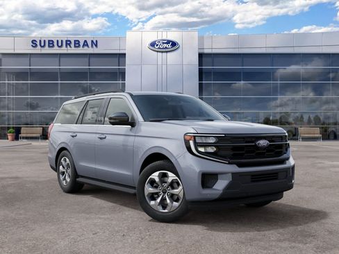 New 2027 Ford Expedition Active AWD/4WD image 4