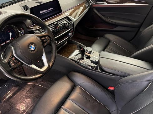 Used 2019 BMW 530i RWD image 4