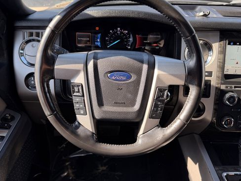 Used 2016 Ford Expedition Limited w/ Equipment Group 301A RWD image 14