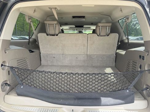 Used 2016 GMC Yukon XL SLT w/ Open Road Package image 25