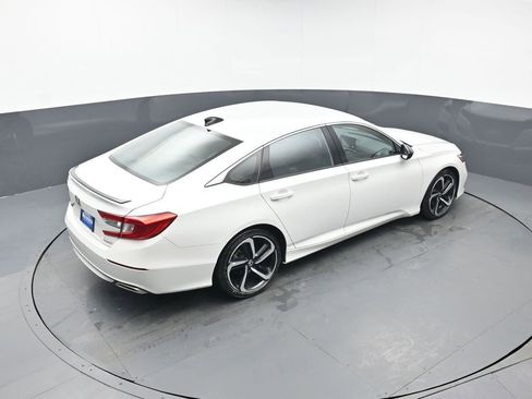 Certified 2022 Honda Accord Sport image 44