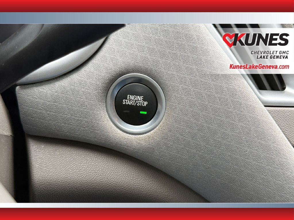 Used 2025 Chevrolet Malibu LT FWD image 29