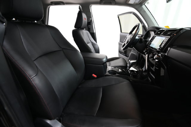 Used 2023 Toyota 4Runner TRD Off-Road Premium w/ Moonroof Package AWD/4WD image 26