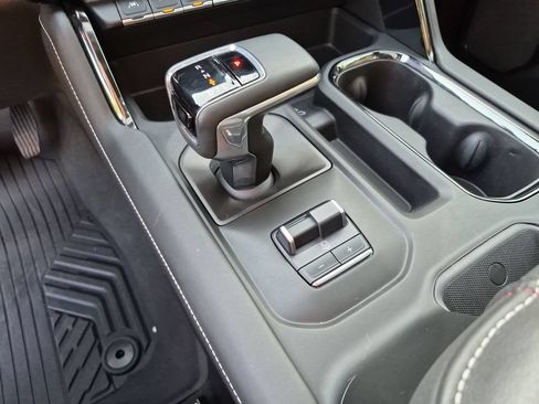 Used 2024 GMC Sierra 1500 AT4X w/ AT4X AEV Edition AWD/4WD image 32