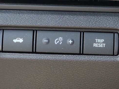 Used 2022 Nissan Altima 2.0 SR image 24