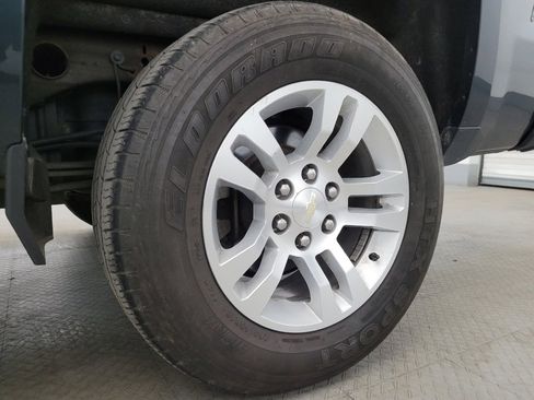 Used 2018 Chevrolet Silverado 1500 LT w/ All Star Edition image 31