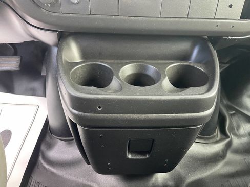 Used 2014 GMC Savana 1500 AWD image 18