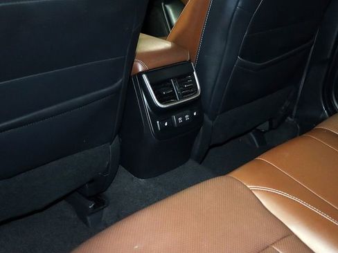 Used 2021 Subaru Outback Touring XT AWD/4WD image 15