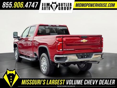 Used 2026 Chevrolet Silverado 3500 LTZ w/ LTZ Premium Package AWD/4WD image 6