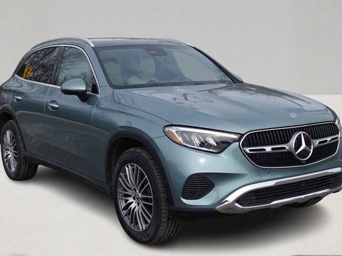 New 2026 Mercedes-Benz GLC 300 GLC 300 image 3