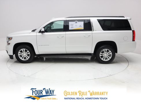 Used 2017 Chevrolet Suburban LT AWD/4WD image 7