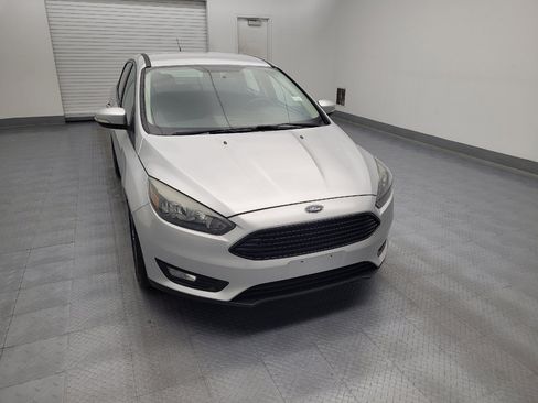 Used 2017 Ford Focus SE FWD image 14