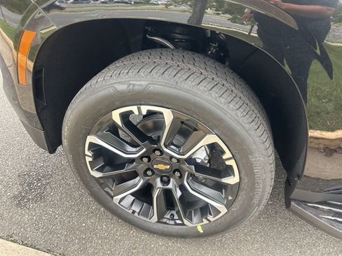 New 2026 Chevrolet Tahoe Premier AWD/4WD image 7