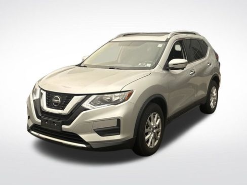 Used 2018 Nissan Rogue SV w/ Sun & Sound Touring Package AWD/4WD image 3