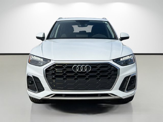 Used 2023 Audi Q5 2.0T Premium w/ Convenience Package AWD/4WD image 8